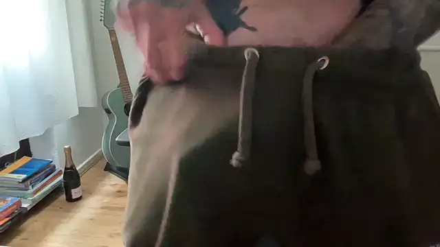 TattedUpSir online show from November 25, 2025, 12:27 pm