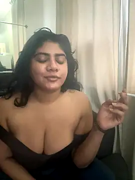 Snapshot of Moodyforeva chatting on November 15, 2025, 1:15 pm Moodyforeva online show from November 15, 2025, 1:15 pm