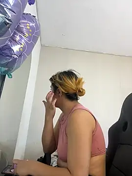 NinaSakura Eup online show from February 13, 2026, 11:43 am