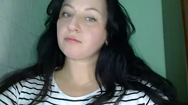 Snapshot of MelinaAx chatting on February 24, 2026, 9:15 pm MelinaAx online show from February 24, 2026, 9:15 pm