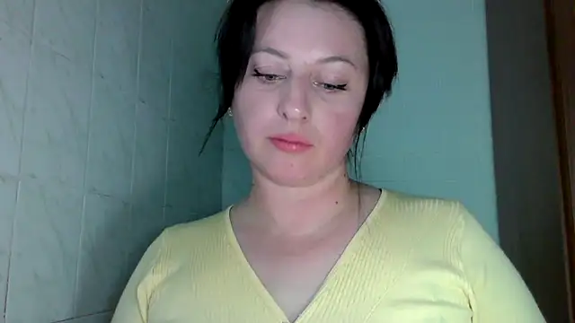 MelinaAx online show from May 5, 2026, 8:45 pm