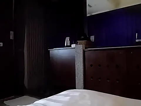 Snapshot of HiMJ1617 chatting on November 13, 2025, 9:19 pm HiMJ1617 online show from November 13, 2025, 9:19 pm