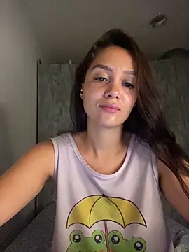 carolsapequinha online show from March 9, 2026, 11:14 am