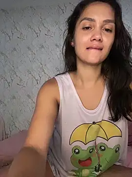 carolsapequinha online show from March 23, 2026, 12:49 pm