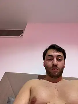 isakm7 online show from January 12, 2026, 10:25 pm