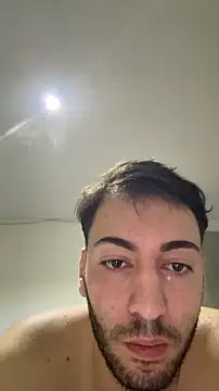 isakm7 online show from November 15, 2025, 3:38 pm