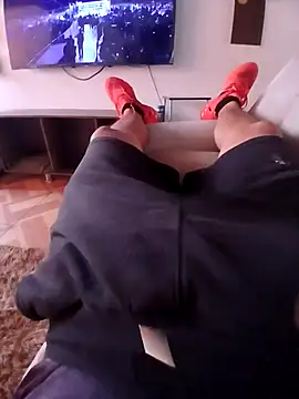 Snapshot of t1ag0-lindo chatting on November 17, 2025, 5:06 pm t1ag0-lindo online show from November 17, 2025, 5:06 pm