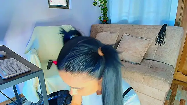 lizzy kane online show from February 7, 2026, 8:06 pm