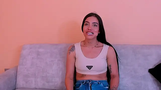 pandora bb online show from November 15, 2025, 8:13 pm