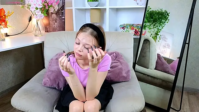 Snapshot of BillyFinnel chatting on November 18, 2025, 5:05 pm BillyFinnel online show from November 18, 2025, 5:05 pm