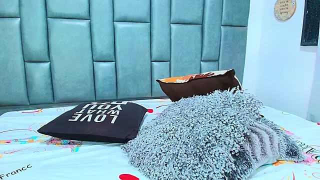 GabyStom4u online show from November 14, 2025, 12:53 pm