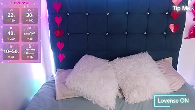 Snapshot of Catalinajane1 chatting on March 6, 2026, 6:03 pm Catalinajane1 online show from March 6, 2026, 6:03 pm