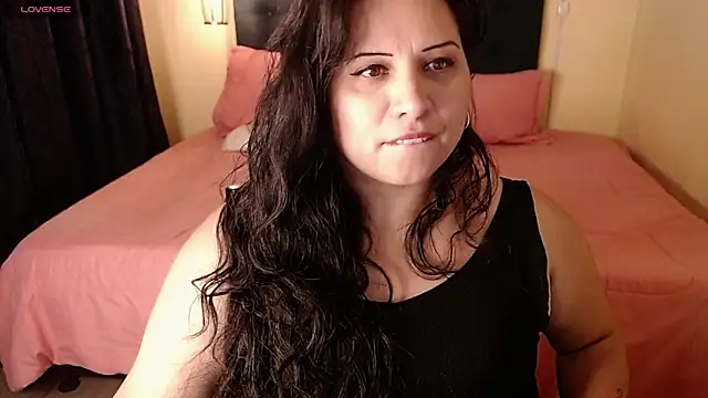 Catalinajane1 online show from May 23, 2026, 7:24 pm