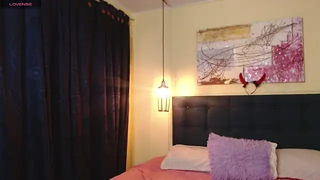 Catalinajane1 online show from May 22, 2026, 7:34 pm