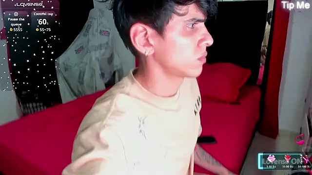 girl horny-69 online show from March 16, 2026, 7:45 am