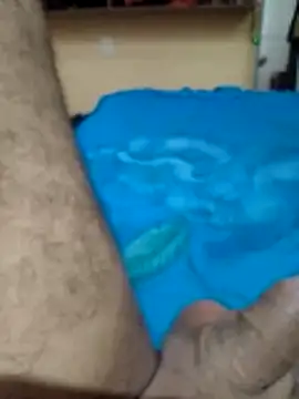 Heterobusca online show from November 15, 2025, 8:18 am