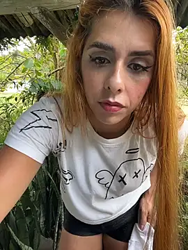 Monahliza online show from April 6, 2026, 4:52 pm