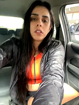 Monahliza online show from December 2, 2025, 1:35 pm