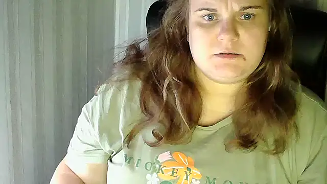 HollyXXEva online show from November 24, 2025, 12:32 am