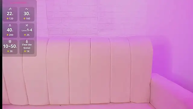 Snapshot of Nathie_hott chatting on December 19, 2025, 11:07 pm Nathie hott online show from December 19, 2025, 11:07 pm