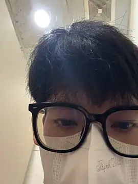 Snapshot of MEFUN- chatting on January 15, 2026, 6:22 pm MEFUN- online show from January 15, 2026, 6:22 pm