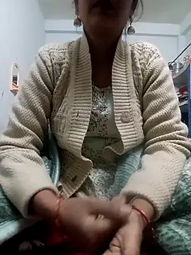 Snapshot of JYOTIKUR_35 chatting on January 6, 2026, 1:59 pm JYOTIKUR 35 online show from January 6, 2026, 1:59 pm