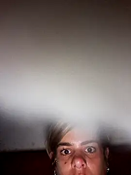 eurussah2 online show from November 24, 2025, 3:06 am