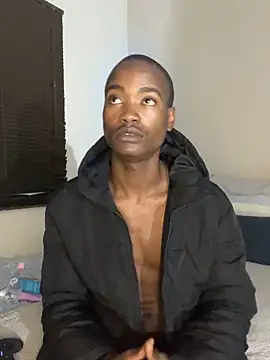 Snapshot of Boytoy_BigD chatting on November 17, 2025, 10:58 pm Boytoy BigD online show from November 17, 2025, 10:58 pm