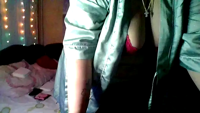 honey sweet couple online show from December 19, 2025, 5:21 am