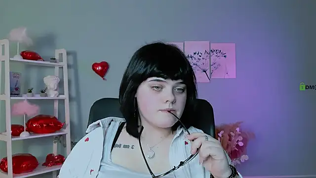 lika pop online show from February 25, 2026, 8:19 pm