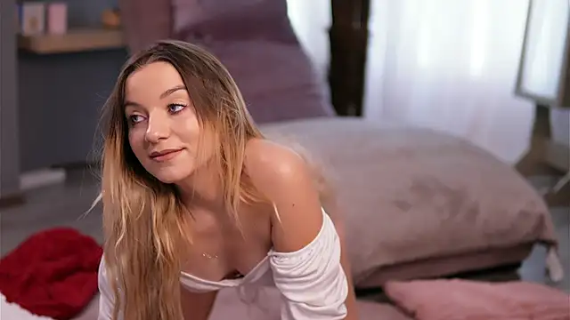 Snapshot of SkyEyesLuna chatting on January 16, 2026, 4:05 am SkyEyesLuna online show from January 16, 2026, 4:05 am