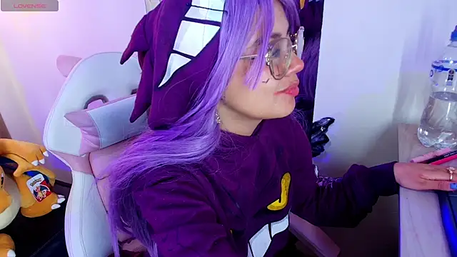 tsuky nekoo online show from November 14, 2025, 6:39 am