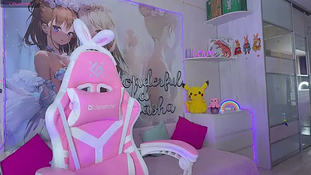CheekySashaCharm online show from May 8, 2026, 9:46 am