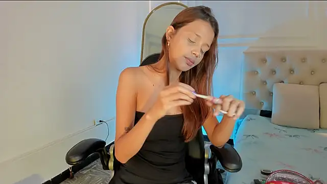 Snapshot of nicolvibes_212 chatting on February 21, 2026, 9:28 pm nicolvibes 212 online show from February 21, 2026, 9:28 pm