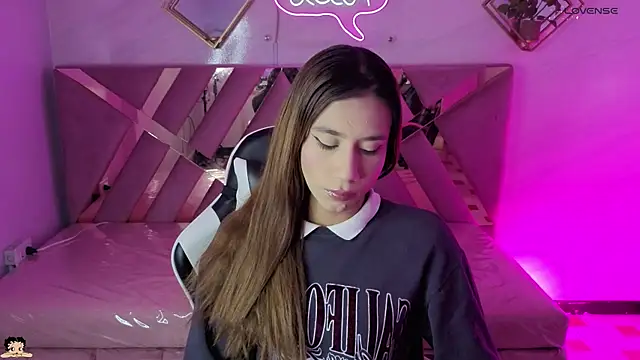 Evy Luxx v online show from November 29, 2025, 3:50 am