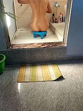 lusty daisy 01 online show from December 18, 2025, 5:45 am