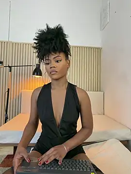 vanestraus online show from March 11, 2026, 8:36 pm