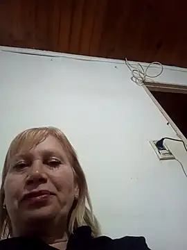 Snapshot of SexyMilf1211 chatting on May 2, 2026, 10:48 pm SexyMilf1211 online show from May 2, 2026, 10:48 pm