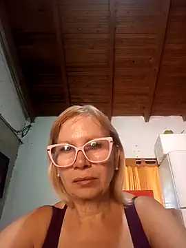 Snapshot of SexyMilf1211 chatting on March 4, 2026, 6:15 pm SexyMilf1211 online show from March 4, 2026, 6:15 pm