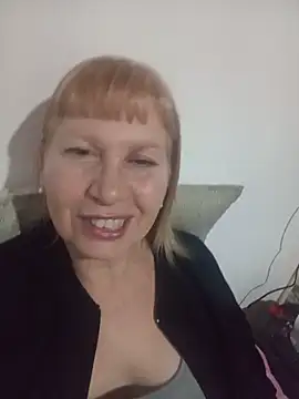 Snapshot of SexyMilf1211 chatting on May 24, 2026, 11:15 pm SexyMilf1211 online show from May 24, 2026, 11:15 pm