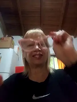 Snapshot of SexyMilf1211 chatting on April 8, 2026, 2:07 pm SexyMilf1211 online show from April 8, 2026, 2:07 pm