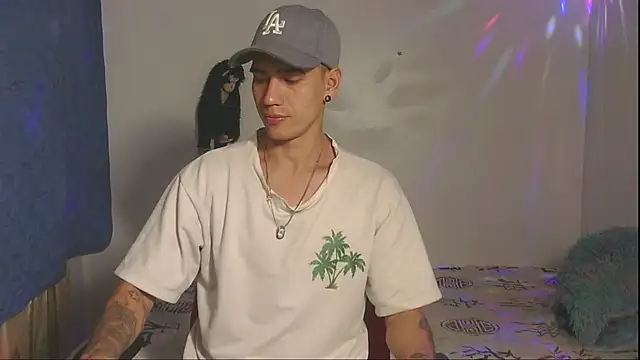 Snapshot of kilyan_wow chatting on November 13, 2025, 9:19 pm kilyan wow online show from November 13, 2025, 9:19 pm