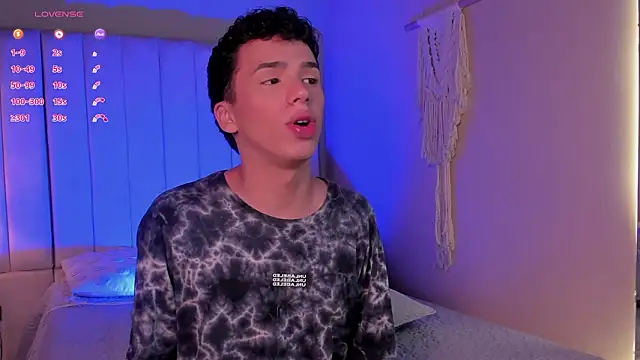 Snapshot of Seab_trooy chatting on February 9, 2026, 11:19 am Seab trooy online show from February 9, 2026, 11:19 am