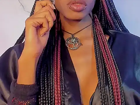 aprille15 online show from December 18, 2025, 1:22 am