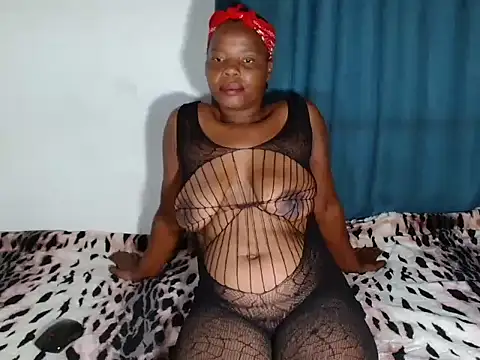 Snapshot of SexyMellowxxxx chatting on November 16, 2025, 5:06 pm SexyMellowxxxx online show from November 16, 2025, 5:06 pm