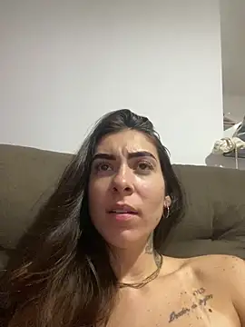 Snapshot of fer-nanda chatting on February 14, 2026, 1:28 am fer-nanda online show from February 14, 2026, 1:28 am