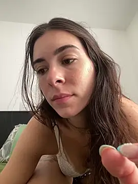 Snapshot of fer-nanda chatting on February 12, 2026, 5:45 pm fer-nanda online show from February 12, 2026, 5:45 pm