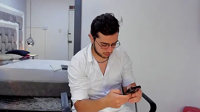 Ethan Greys online show from January 11, 2026, 11:22 pm