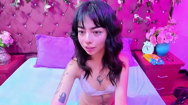 Snapshot of _Ivy_Luna chatting on January 6, 2026, 10:58 pm Ivy Luna online show from January 6, 2026, 10:58 pm