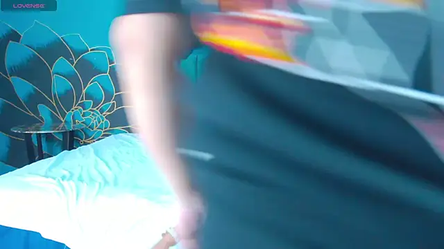 Snapshot of Kamie_SebasDolce chatting on January 16, 2026, 1:26 pm Kamie SebasDolce online show from January 16, 2026, 1:26 pm